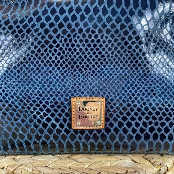Vintage Dooney & Bourke Navy Snakeskin Leather Erica Hobo Shoulder Bag BS479 NV - Picture 2 of 15